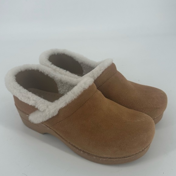 Dansko Professional Tan Suede Shearling Lined Clogs Suede Size 41 10.5-11